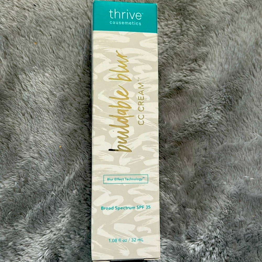 Thrive all over foundation SPF 35